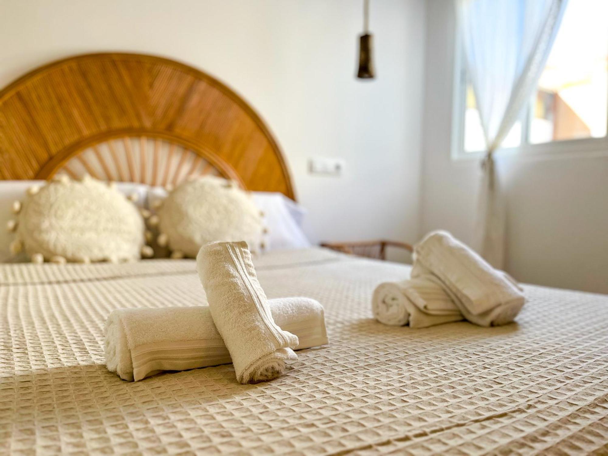Chakra House Fuerteventura - Affordable Rooms In A Cozy Guesthouse Corralejo Extérieur photo